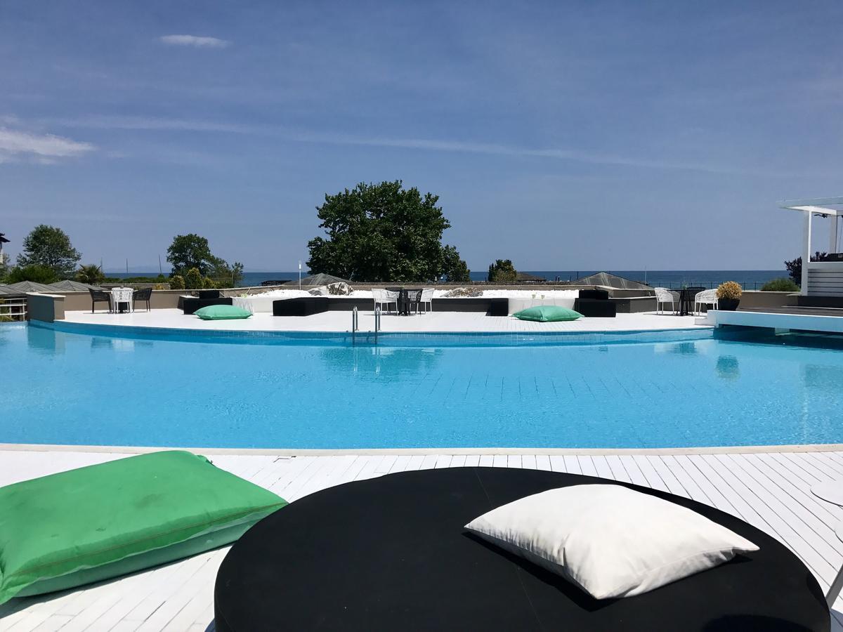 Dion Palace Resort And Spa Litochoro Exterior foto