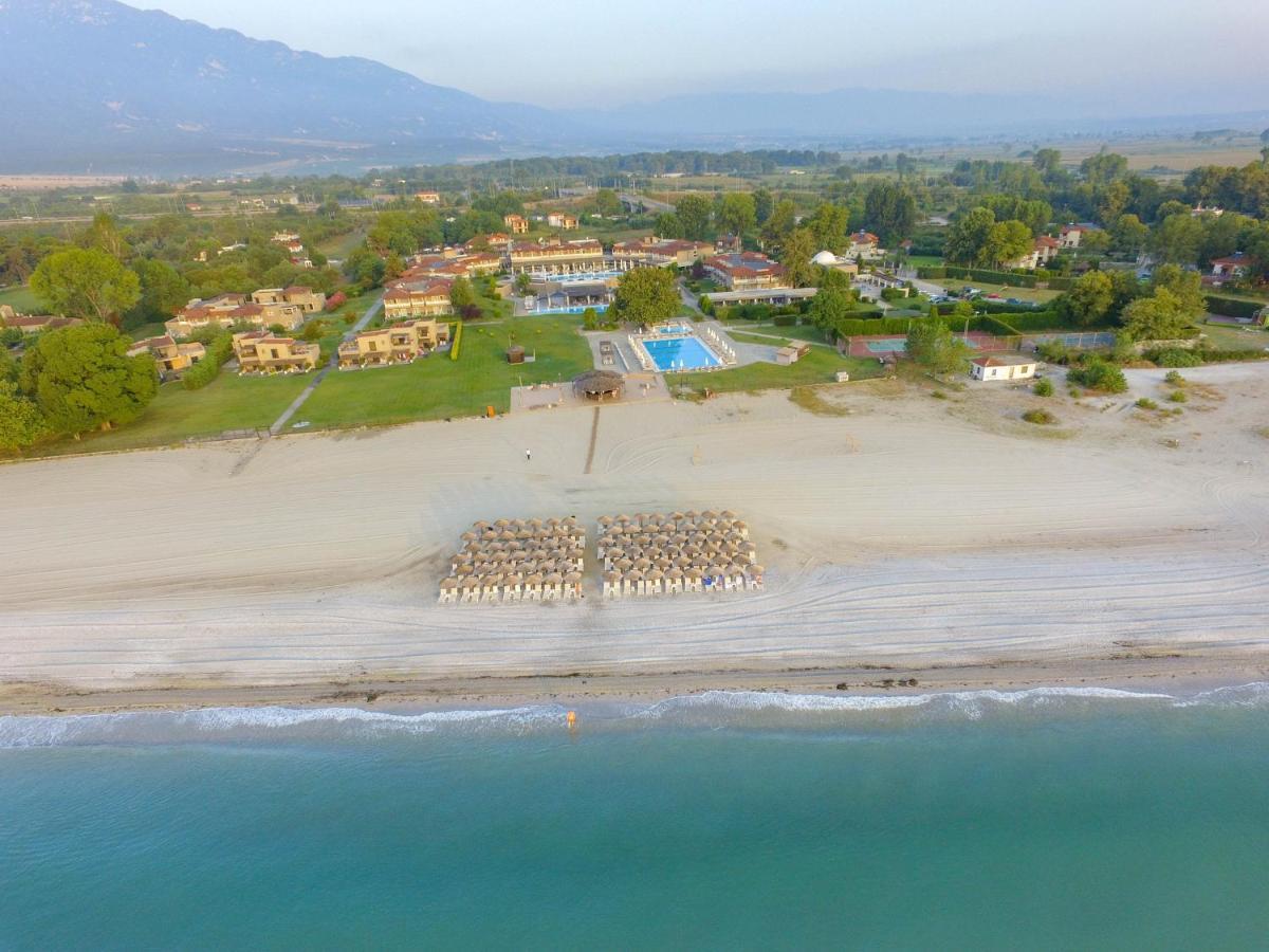 Dion Palace Resort And Spa Litochoro Exterior foto
